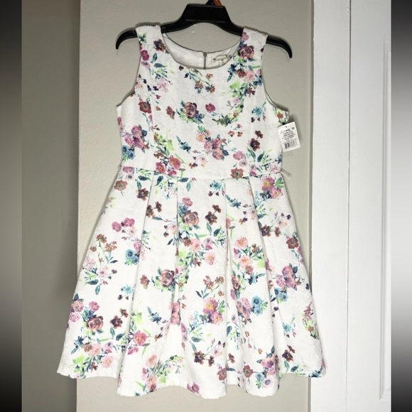 Kohl's Pink and Purple A-Line Sundress Sleeveless Scoop Neck size 16 kids
Mtp24 - Picture 2 of 7